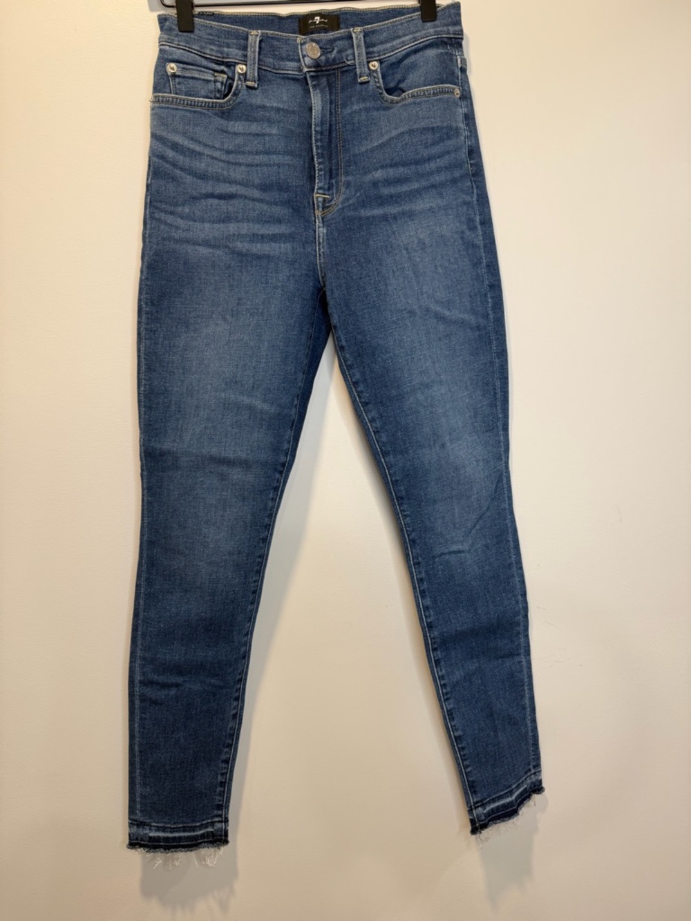 7 For All Mankind Skinny Jeans in Medium Blue Wash